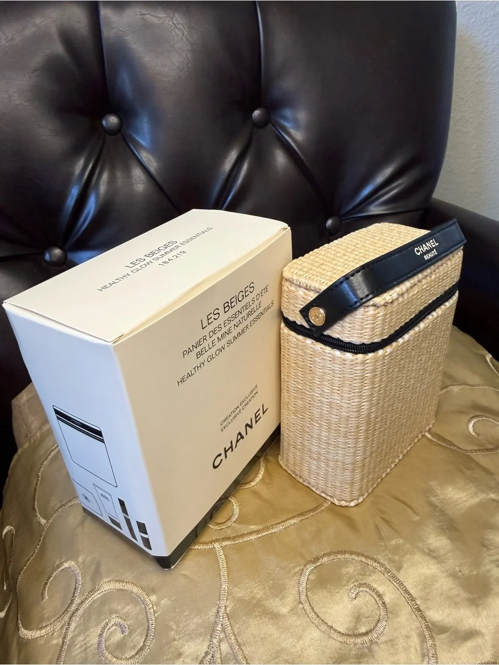 NIB CHANEL BEAUTE 2026 Les Beiges Woven Wicker Mini Vanity/Cosmetic Case